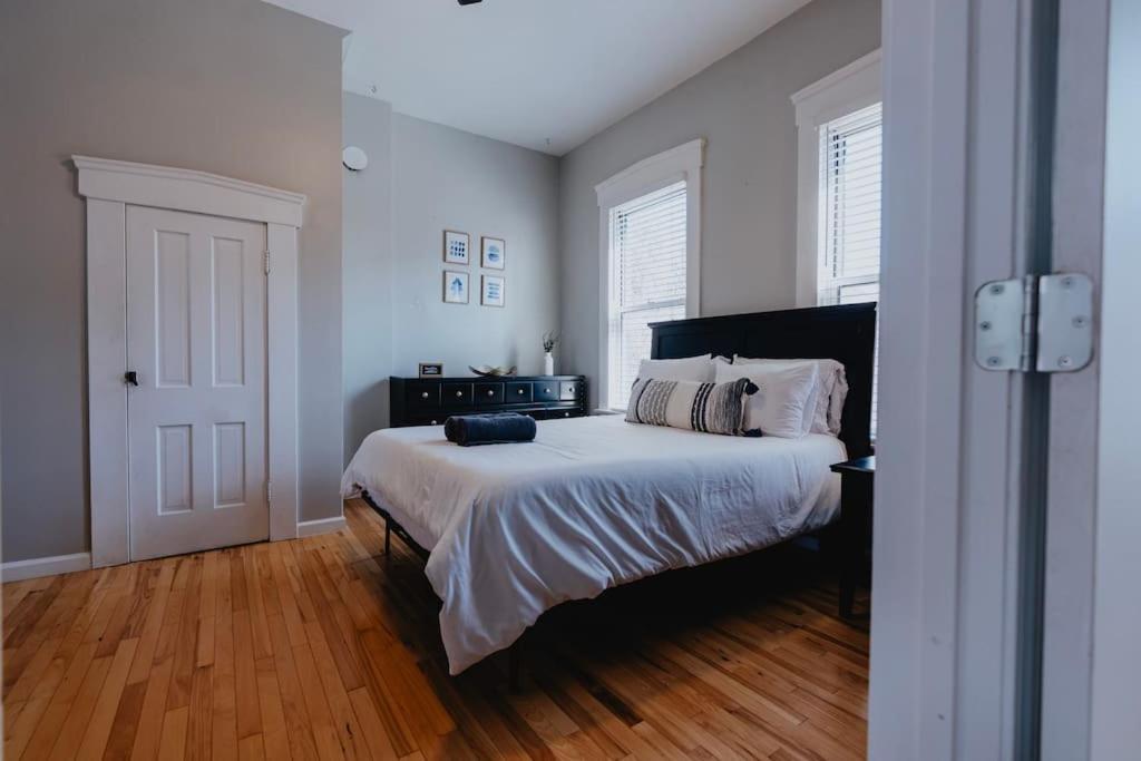 Апартаменты Chic 1Br Balcony & Laundry Soulard Сент-Луис Экстерьер фото